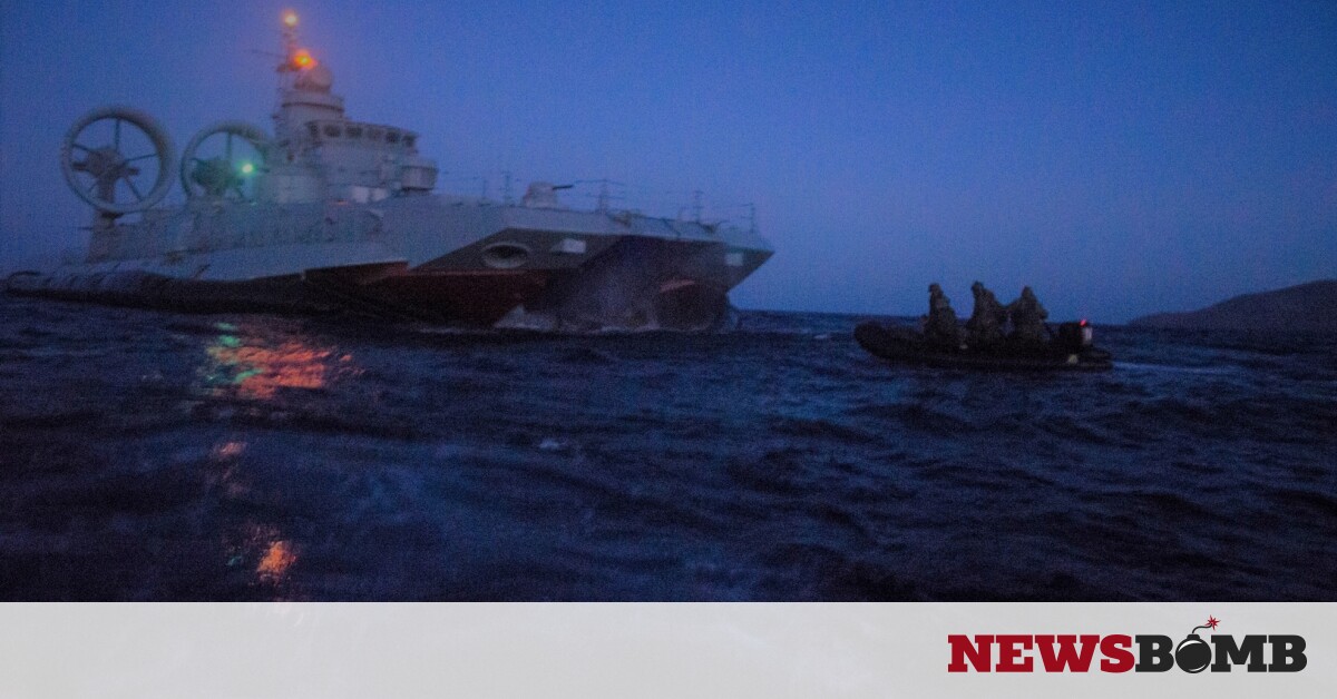 Ένοπλες Δυνάμεις Μήνυμα στην Άγκυρα από τους κομάντο και το Hovercraft