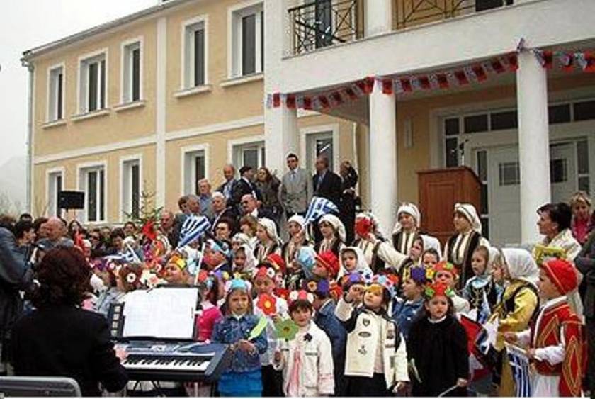 Βάζουν «ταφόπλακα» σε ελληνικά σχολεία της Αλβανίας