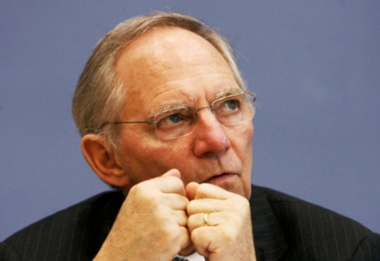 Schaeuble στο Spiegel: «Η γερμανική κυβέρνηση λέει όχι στα ευρωομόλογα»