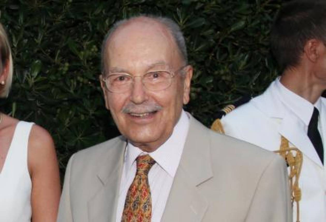 Ο Κ. Στεφανόπουλος γιόρτασε τα 86α γενέθλιά του