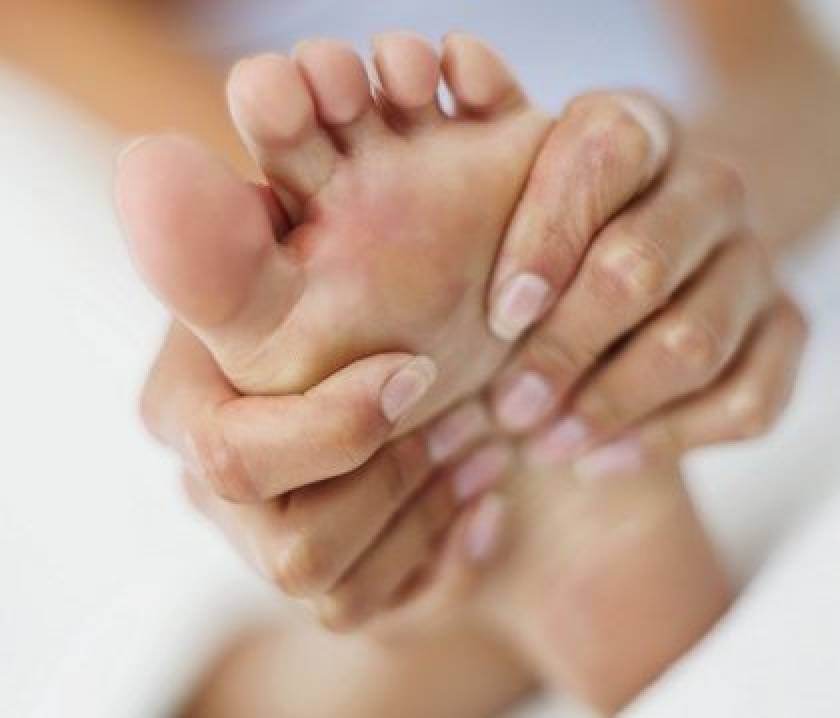 Foot Massage: Κάντε το μόνες σας