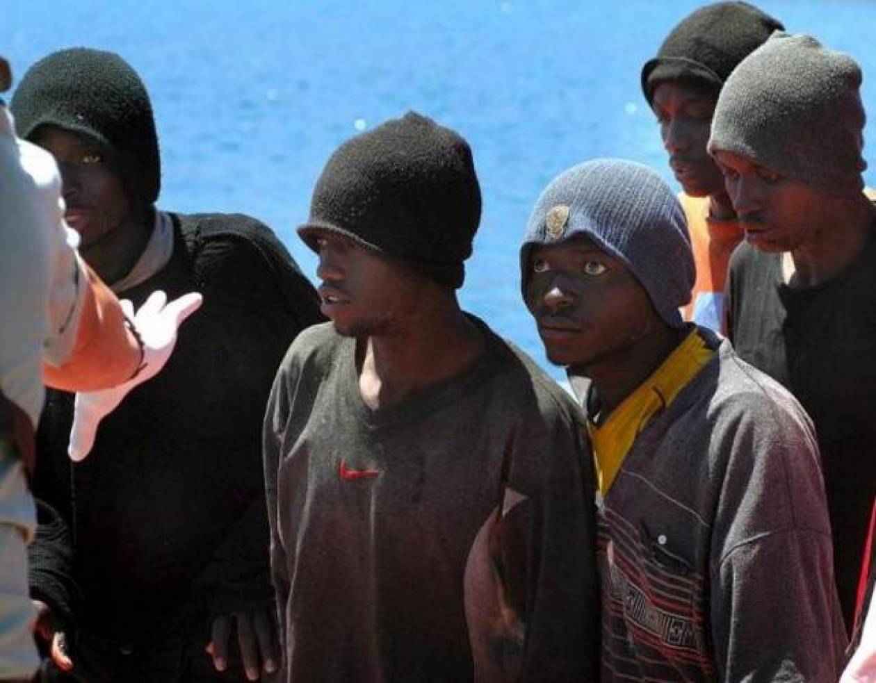 «Πιάστηκαν» 3 διακινητές και 14 λαθρομετανάστες στην Εγνατία οδό