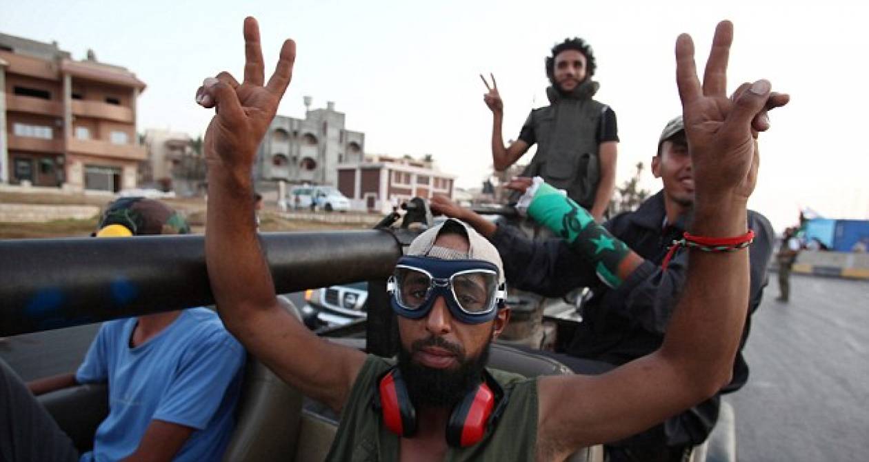 Λιβύη: Τελεσίγραφο αντικαθεστωτικών στις δυνάμεις Καντάφι