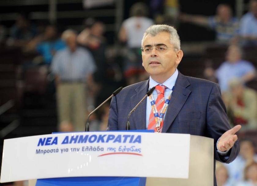 Μ.Χαρακόπουλος: «Με τη γίδα στην πλάτη» η κυβέρνηση