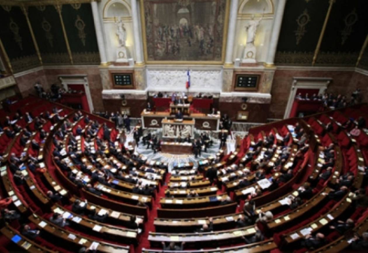Ψηφίζουν σήμερα οι Γάλλοι το δεύτερο πακέτο για την Ελλάδα