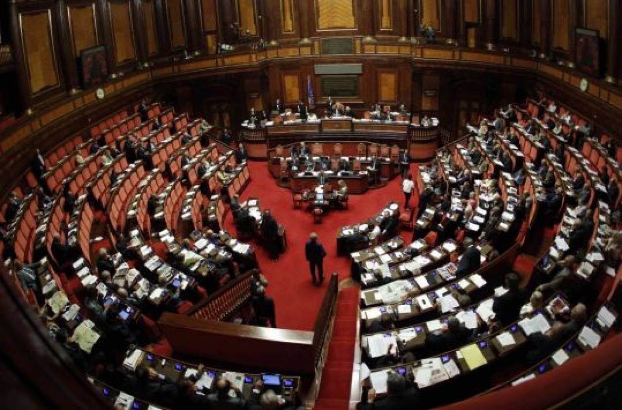 Mέτρα λιτότητας λαμβάνει η Ιταλία