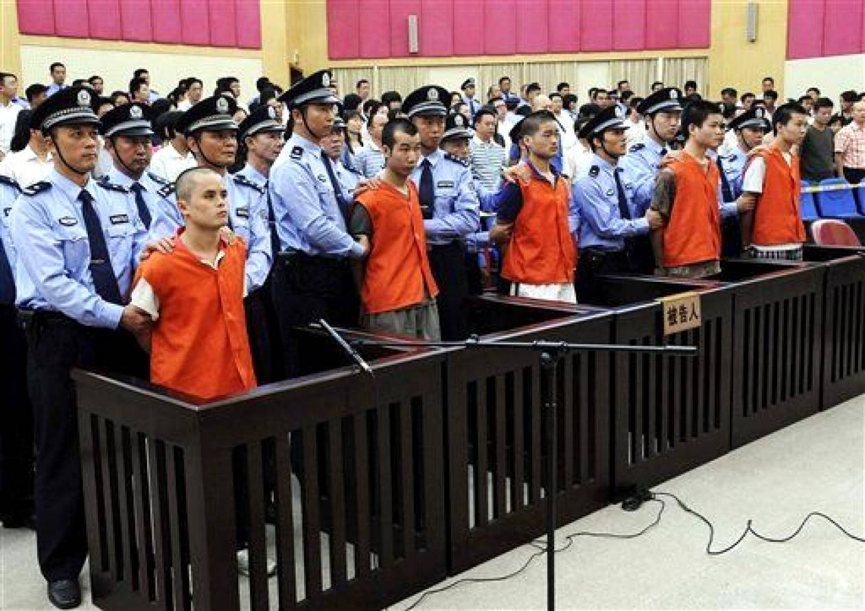 Θανατικές καταδίκες  για τα επεισόδια στη Σιντζιάνγκ