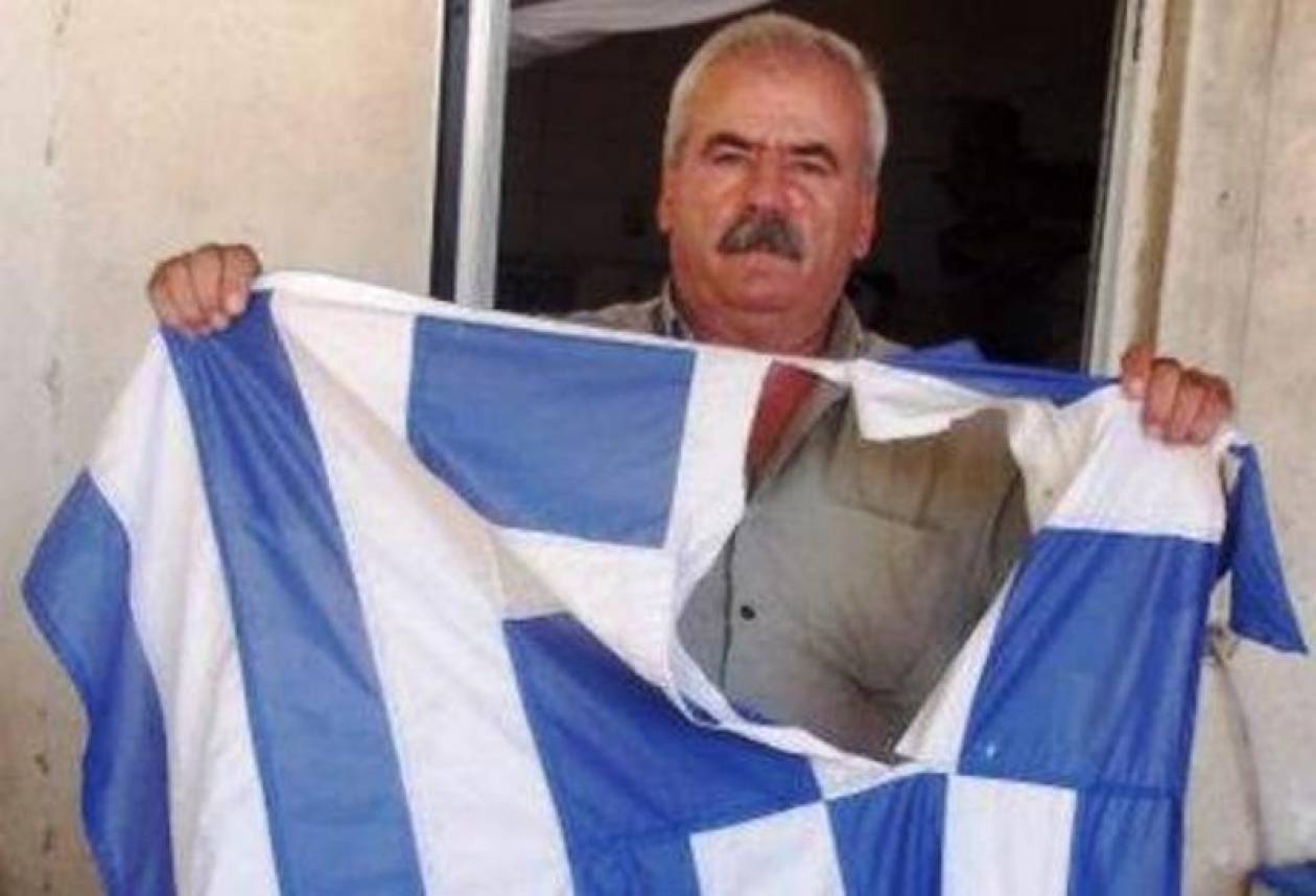 Αλβανοί έκαψαν ελληνική σημαία στην Ηλεία
