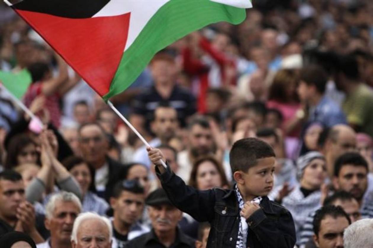 Υποδέχθηκαν τον Αμπάς που επιμένει στην αναγνώριση του παλαιστινιακού κράτους