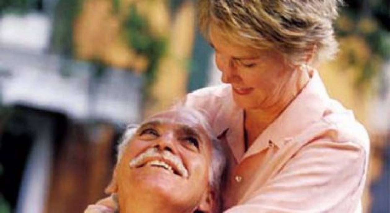 Το γέλιο «φάρμακο» για τους ηλικιωμένους με άνοια