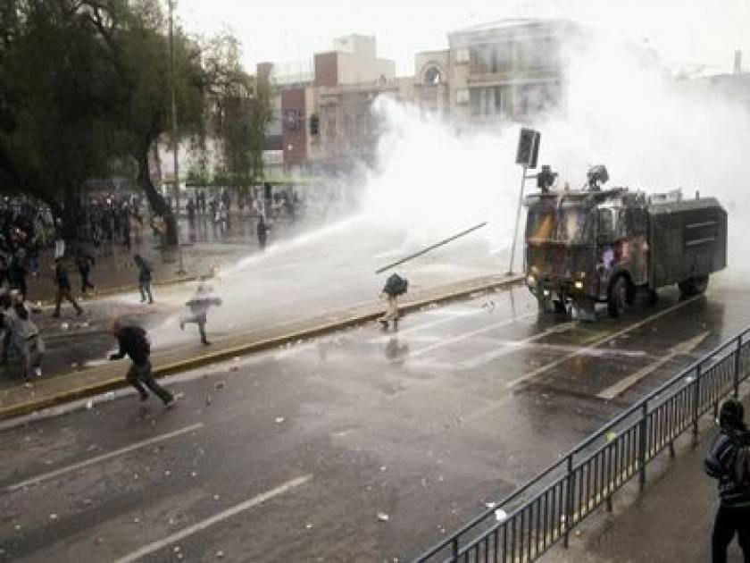 Βίαιες συγκρούσεις στη Χιλή