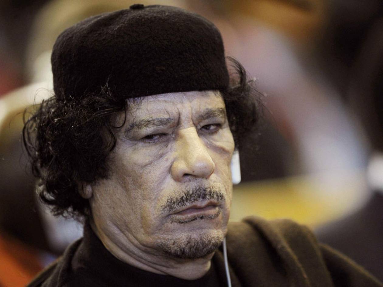 Ο πρωθυπουργός της Λιβύης επιβεβαιώνει το θάνατο του Καντάφι