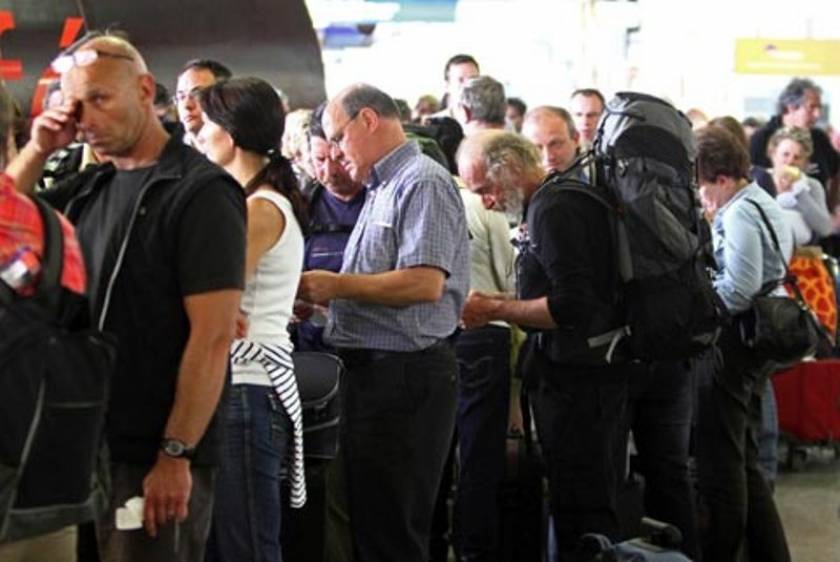 Πορτογαλία: Κατέρρευσε τμήμα σκέπαστρου αεροδρομίου