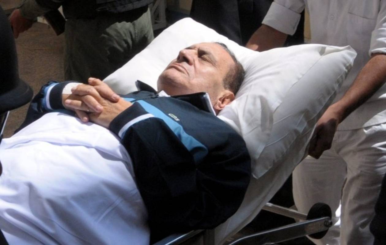 Απορρίπτουν τις φήμες ότι ο Μουμπάρακ είναι «κλινικά νεκρός»