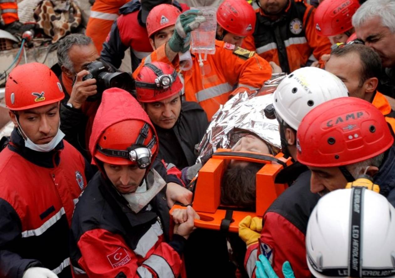 Αυξήθηκε ο αριθμός των θυμάτων του σεισμού στην Τουρκία
