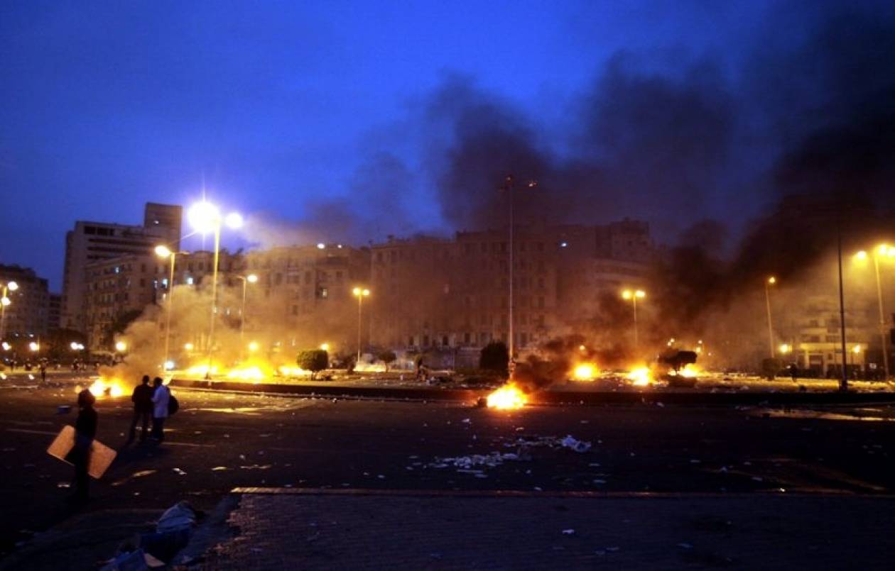 Δώδεκα οι νεκροί από τις συγκρούσεις στην πλατεία Ταχρίρ