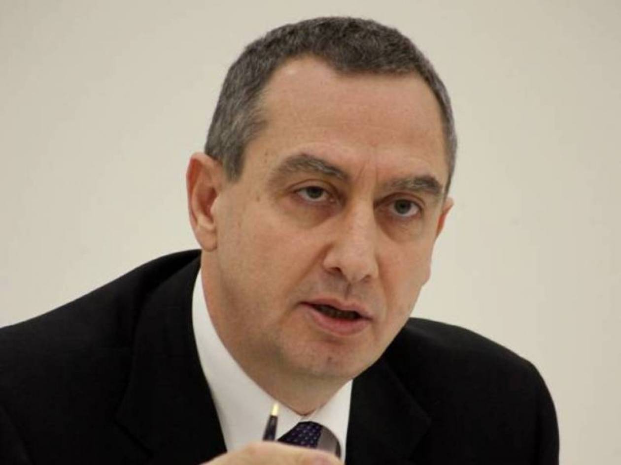 Γ. Μιχελάκης: «Κανένα αίτημα από την Ε.Ε για υπογραφή του Σαμαρά»