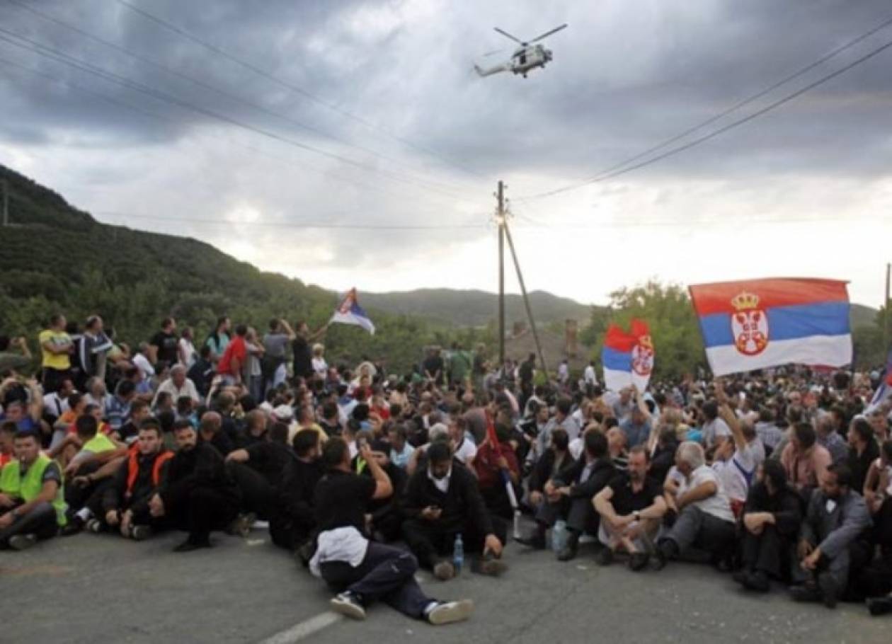 Στήθηκαν ξανά οδοφράγματα στο Βόρειο Κόσοβο
