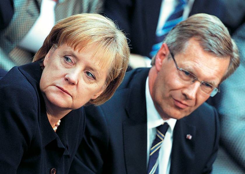 H Άνγκελα Μέρκελ κάλυψε πλήρως τον Γερμανό πρόεδρο