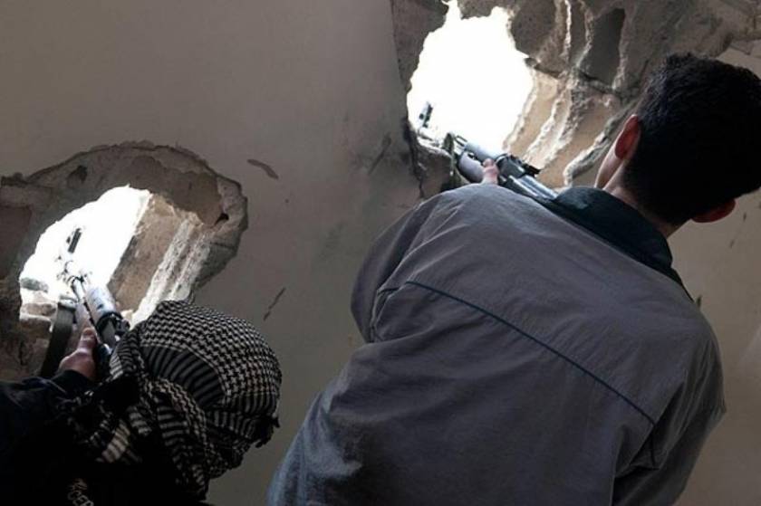 Συρία: Λιποτάκτες σκότωσαν 18 μέλη της φρουράς του Ασάντ