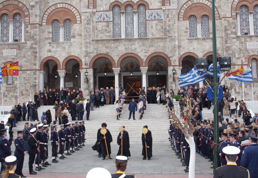 Με λαμπρότητα ο εορτασμός των Θεοφανείων σε όλη την Ελλάδα