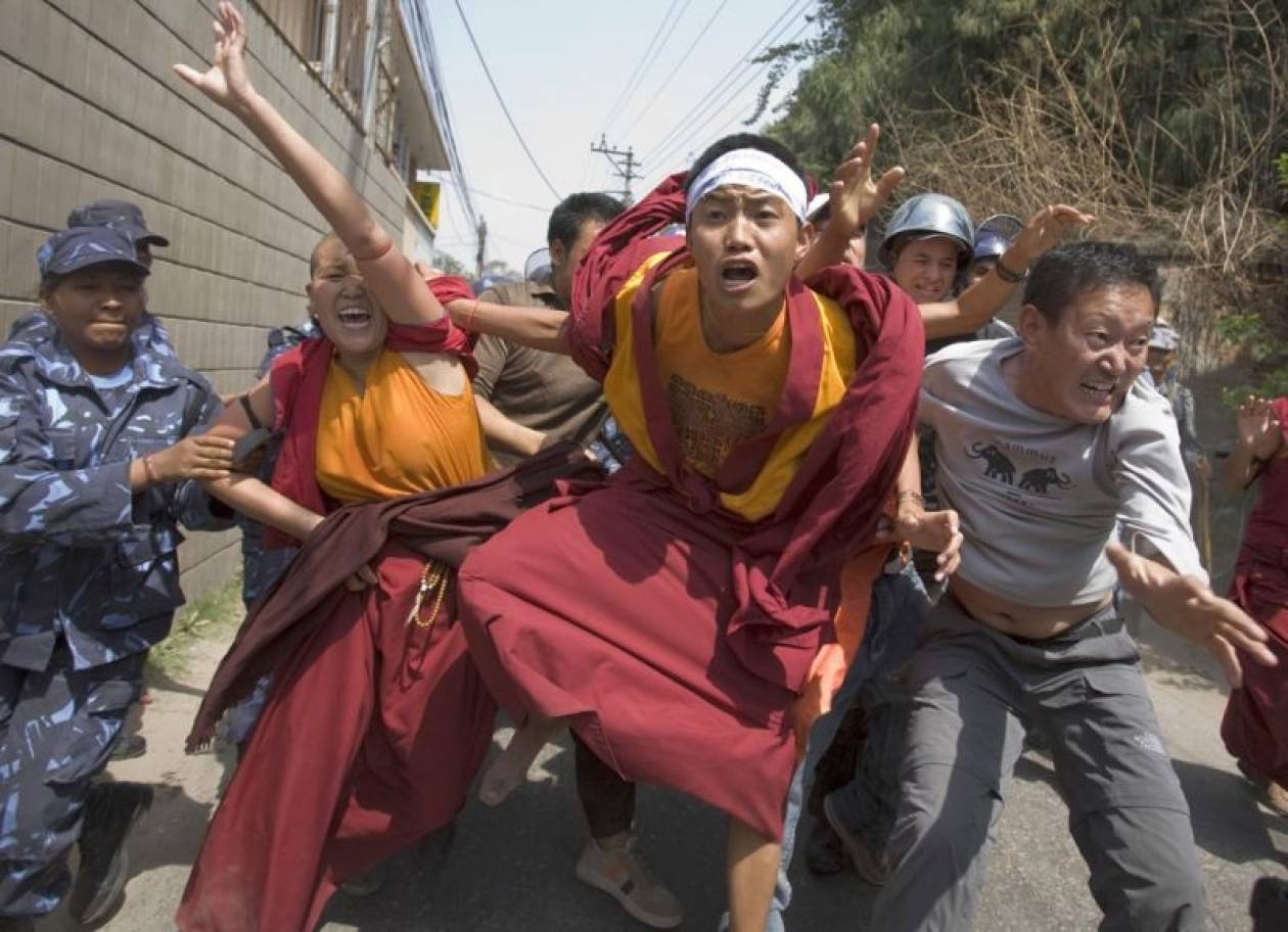 Άλλοι δυο μοναχοί αυτοπυρπολήθηκαν στο Θιβέτ