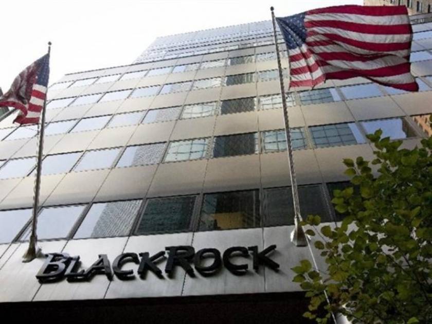 Τι θα περιλαμβάνει η έκθεση της BlackRock για τις ελληνικές τράπεζες