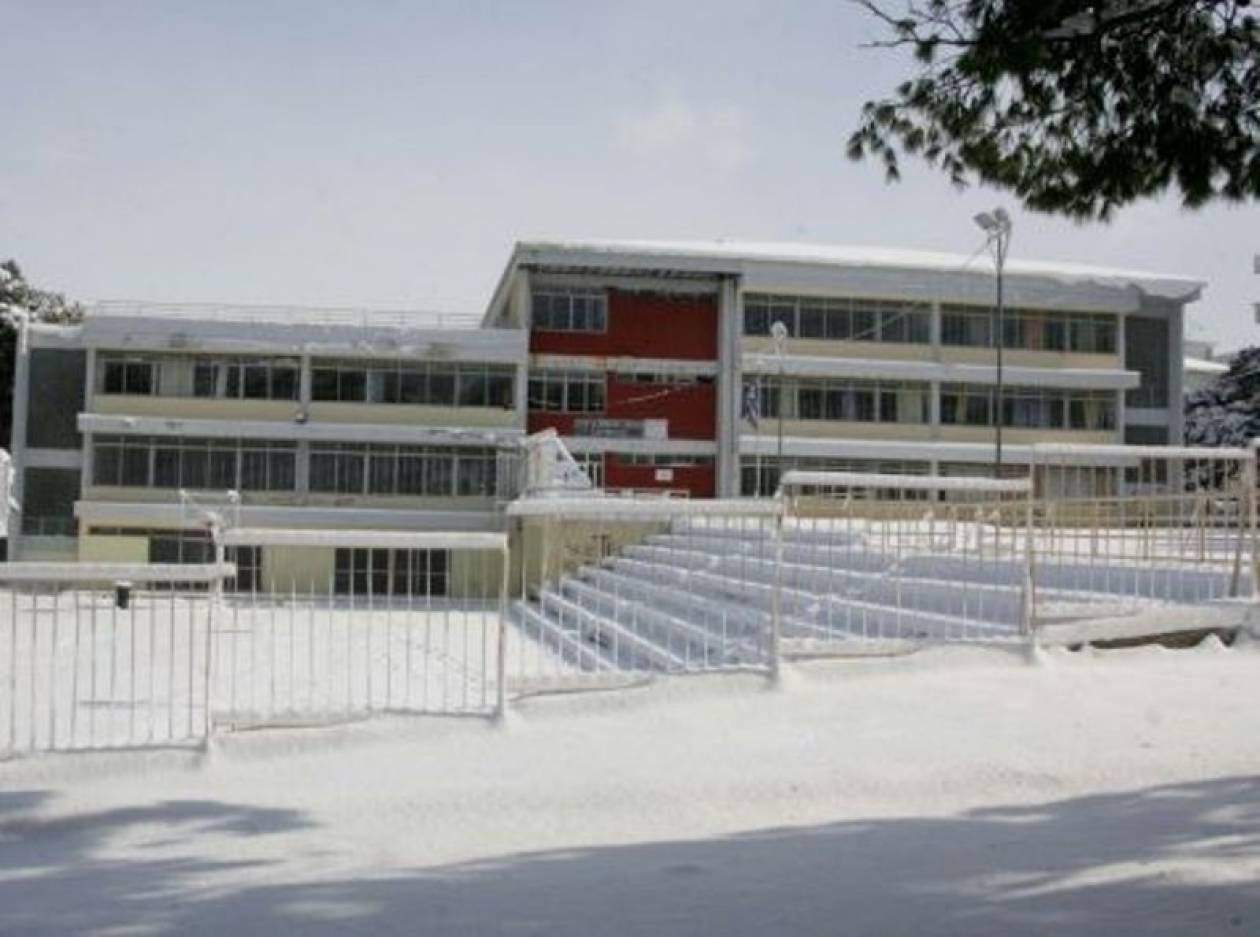 Πτολεμαΐδα: Ο παγετός κλείνει τα σχολεία