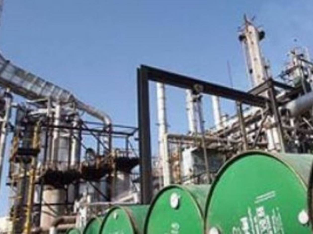 Η ΕΕ επέβαλε εμπάργκο στο ιρανικό πετρέλαιο