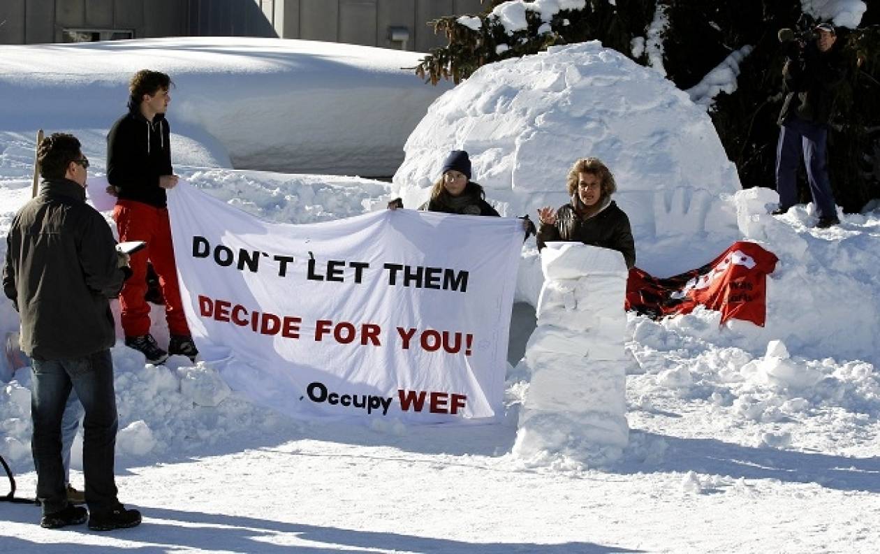 Στέγασαν τη διαμαρτυρία τους στον πάγο