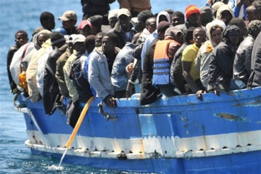 Εκπέμπει SOS πλοιάριο με λαθρομετανάστες