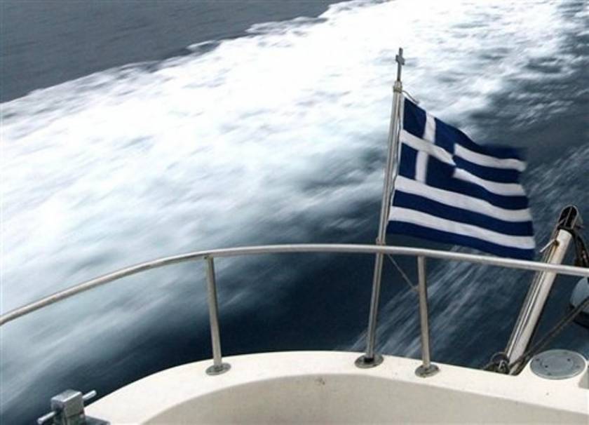 Η ελληνική ακτοπλοΐα εκπέμπει SOS