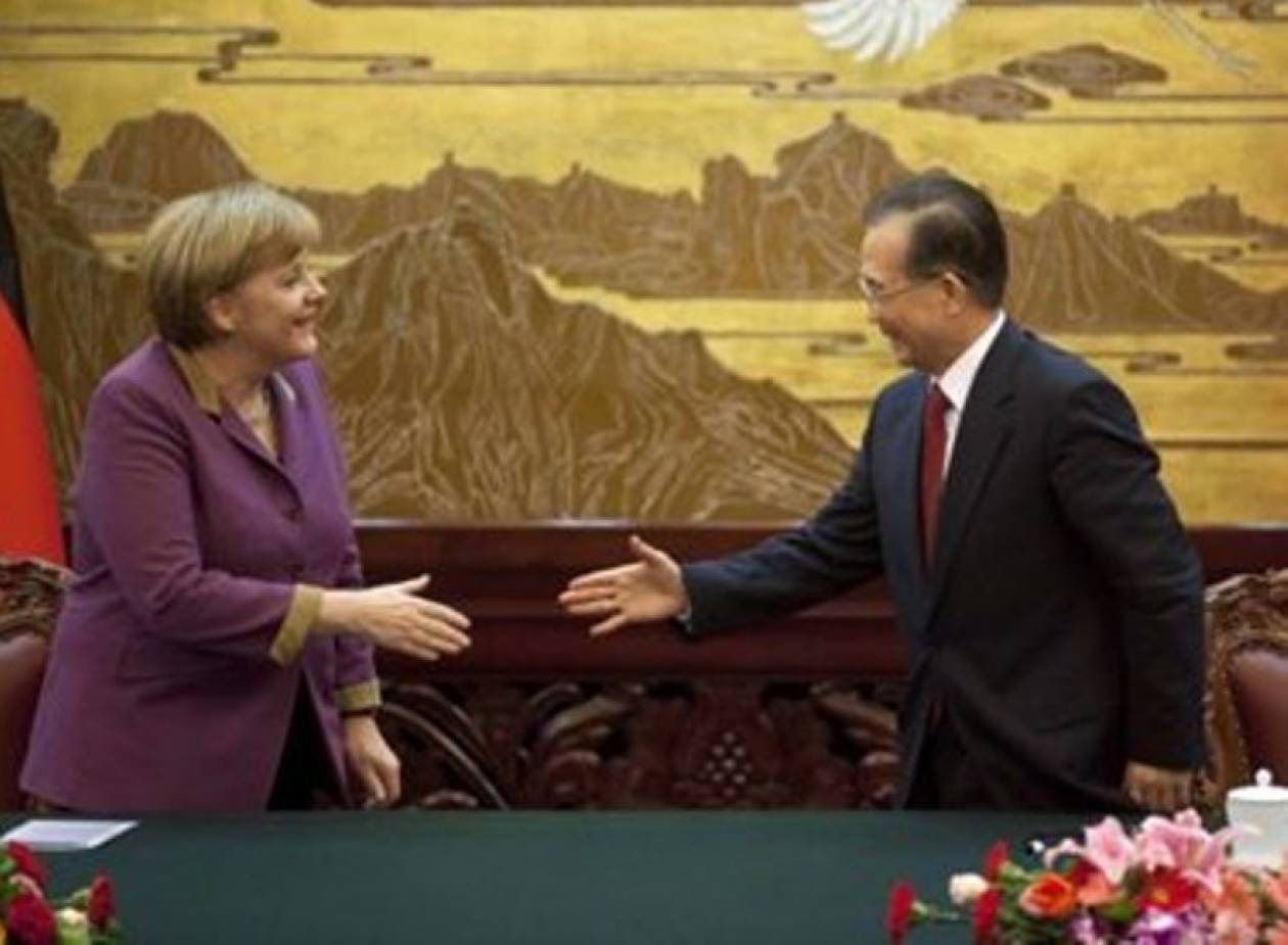 Κινέζικη χείρα βοηθείας προς την Ευρώπη