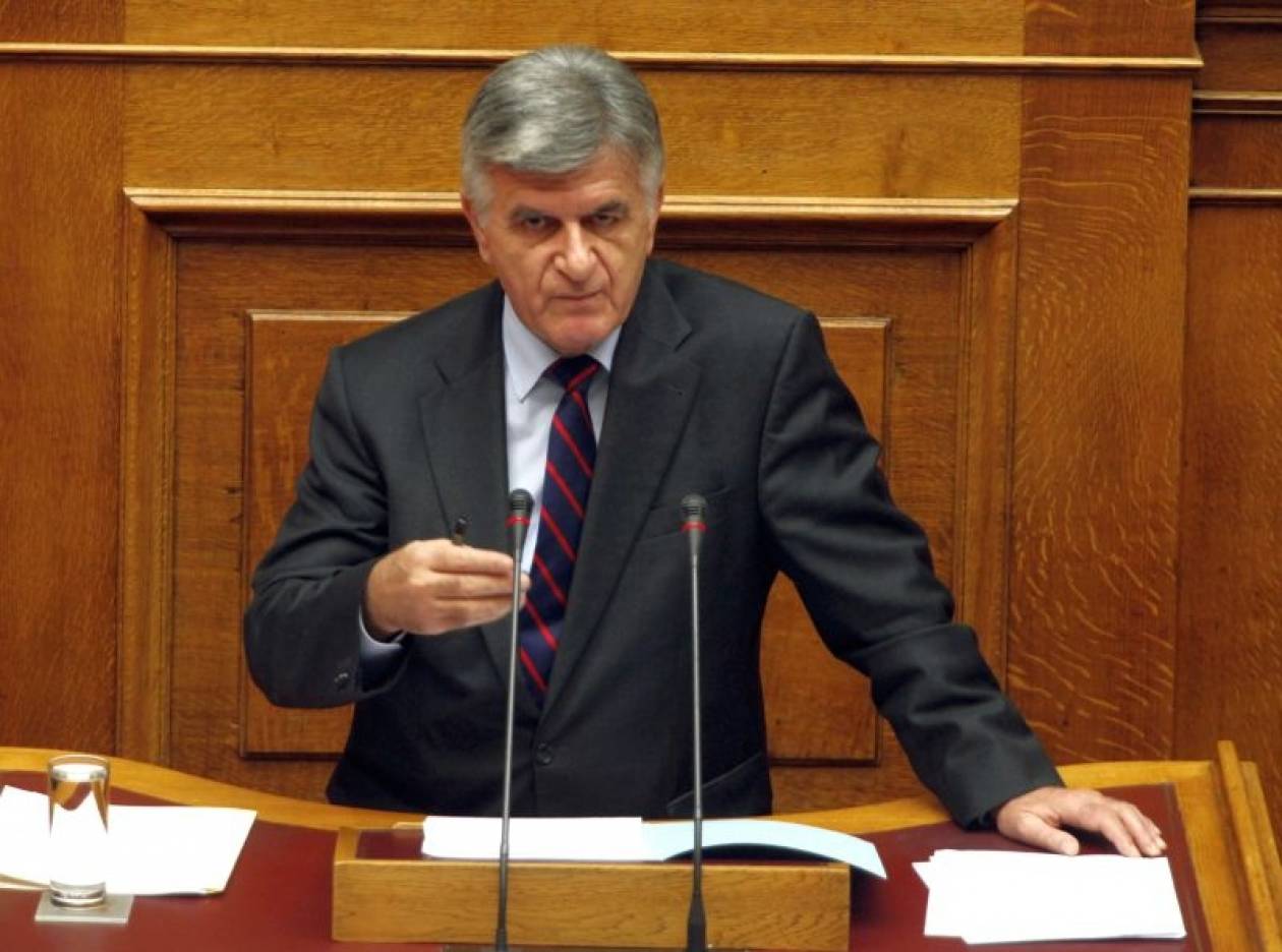 Φ. Πετσάλνικος: Ο ελληνικός λαός δεν χρειάζεται τιμωρία