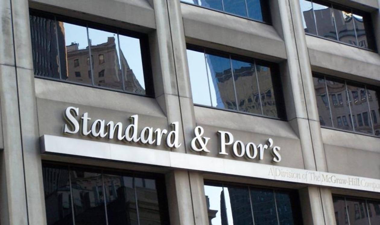 Η Standard & Poor's υποβάθμισε 34 Ιταλικές τράπεζες