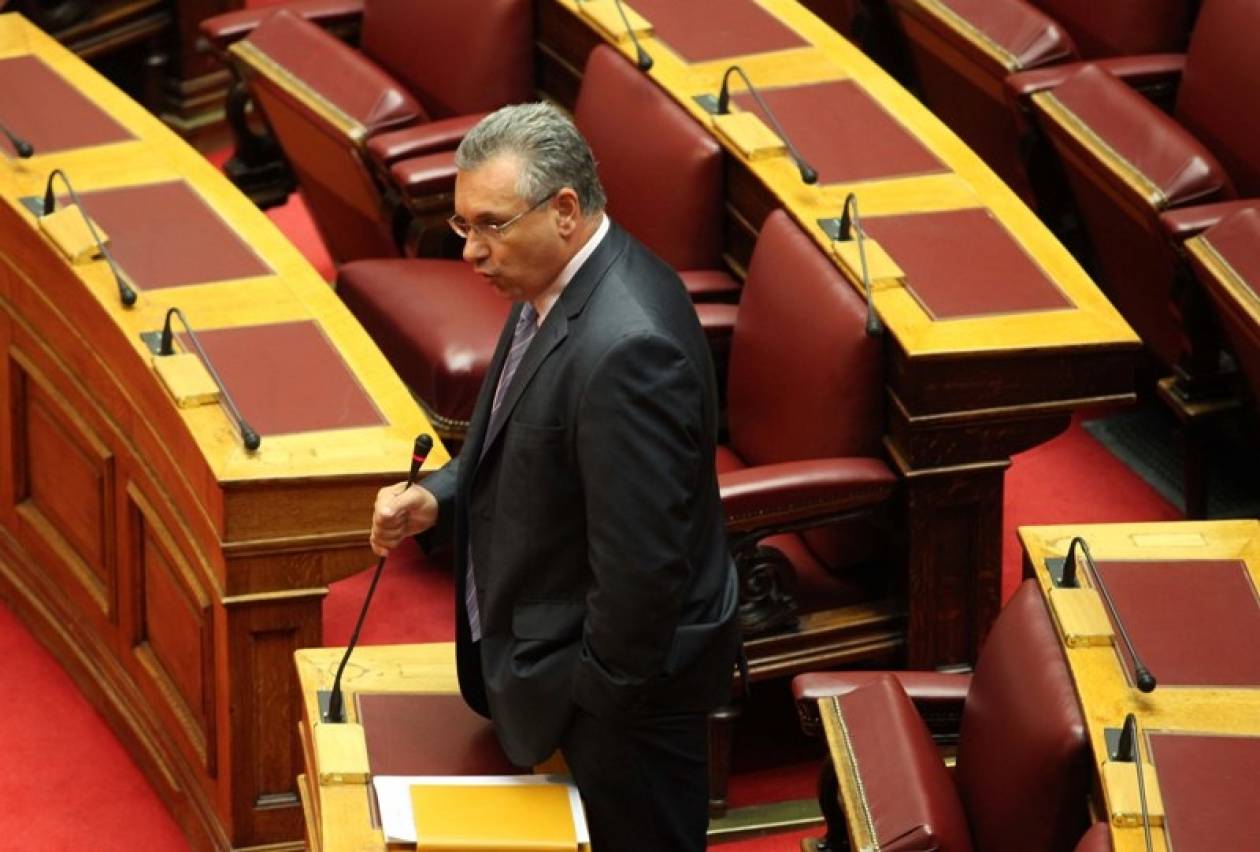 Δεν παραδίδει τη βουλευτική του έδρα ο Κ. Μαρκόπουλος