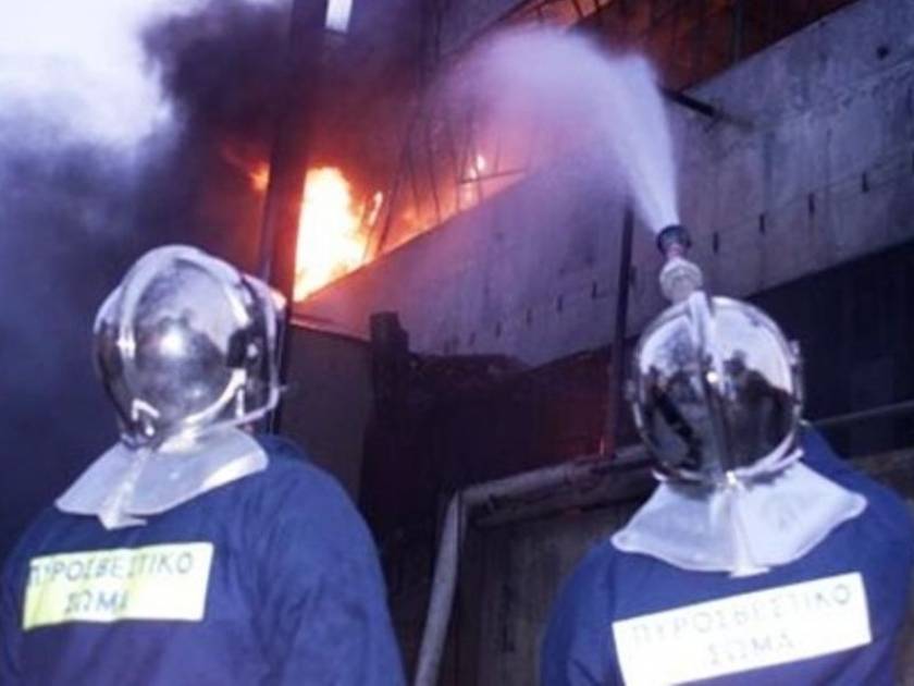 Βρέθηκαν απανθρακωμένοι σε συνεργείο στο Βύρωνα