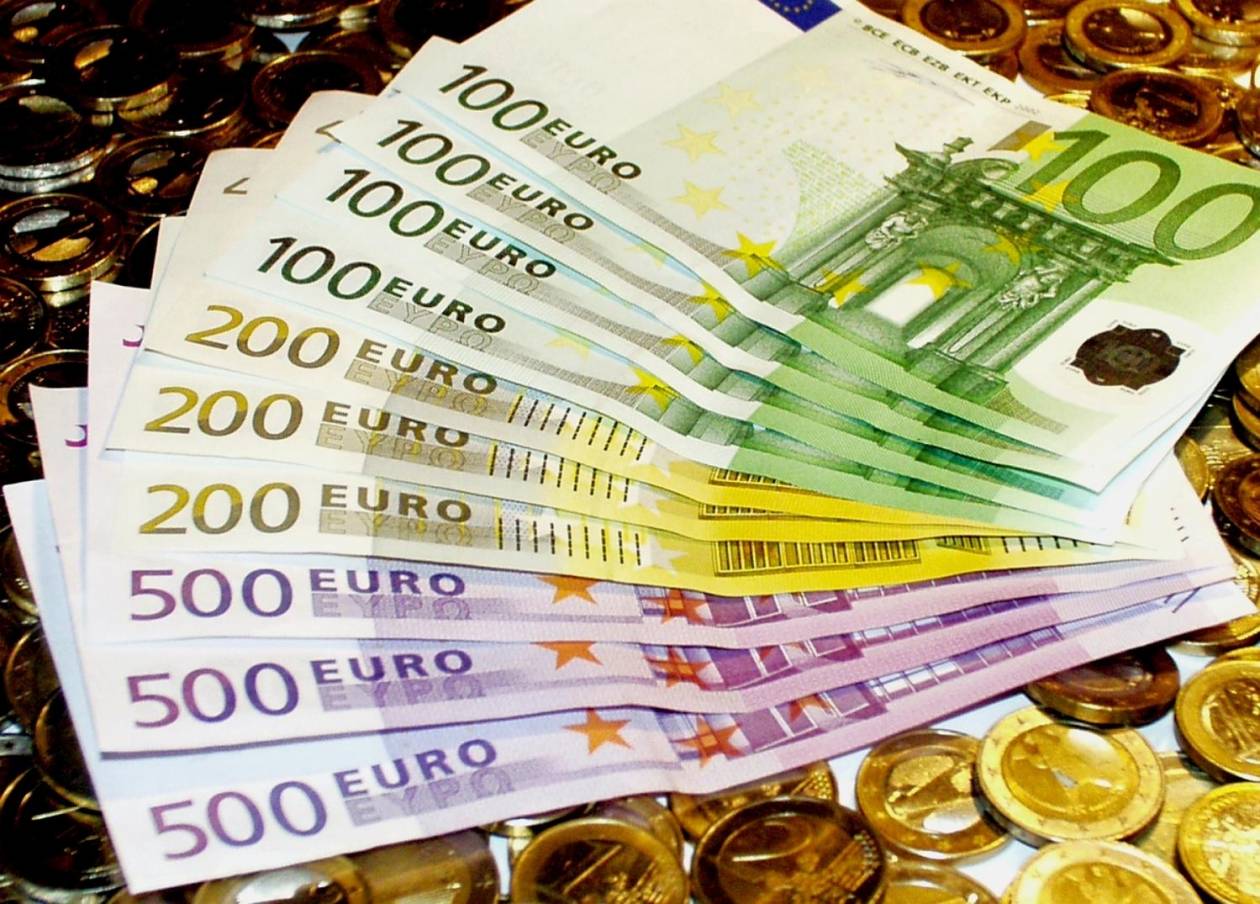 Εκτινάχθηκε το ευρώ μετά τη συμφωνία του Eurogroup