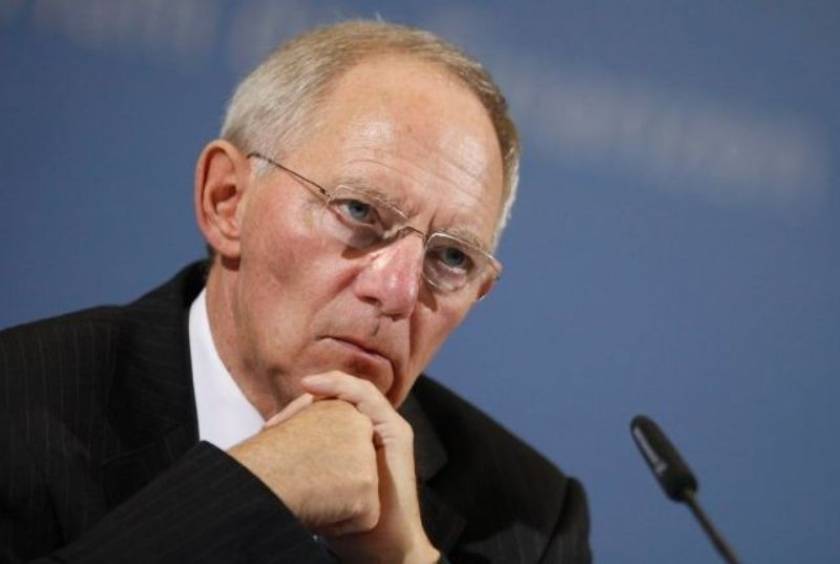 Σόιμπλε: Οι εξαγωγές της Γερμανίας χρειάζονται την Ελλάδα στο ευρώ
