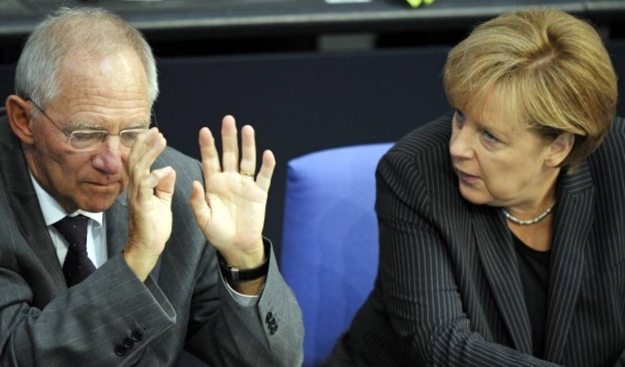 Μέρκελ: Τι θα γίνει αν η Ελλάδα χρεoκοπήσει