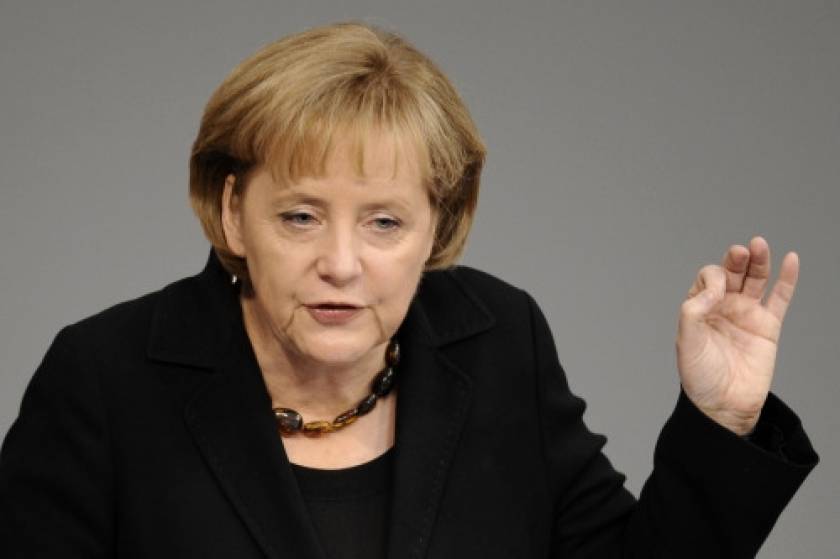 Μέρκελ: «Καταστροφική μια έξοδος της Ελλάδας από το ευρώ»
