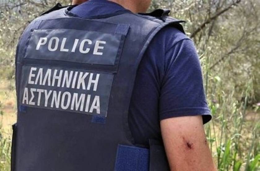 Κρήτη: Έδειραν αστυνομικό στη μέση του δρόμου…