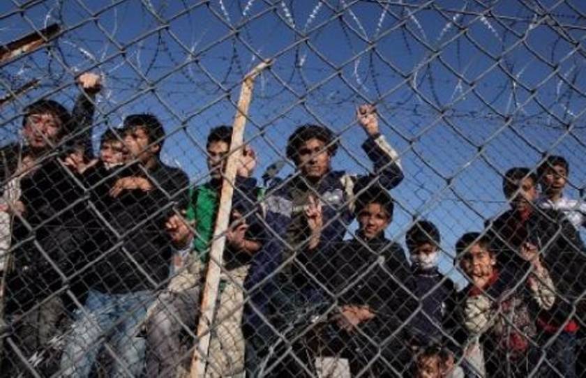 Διεθνής Αμνηστία: «Έσχατη επιλογή τα κέντρα υποδοχής των μεταναστών»