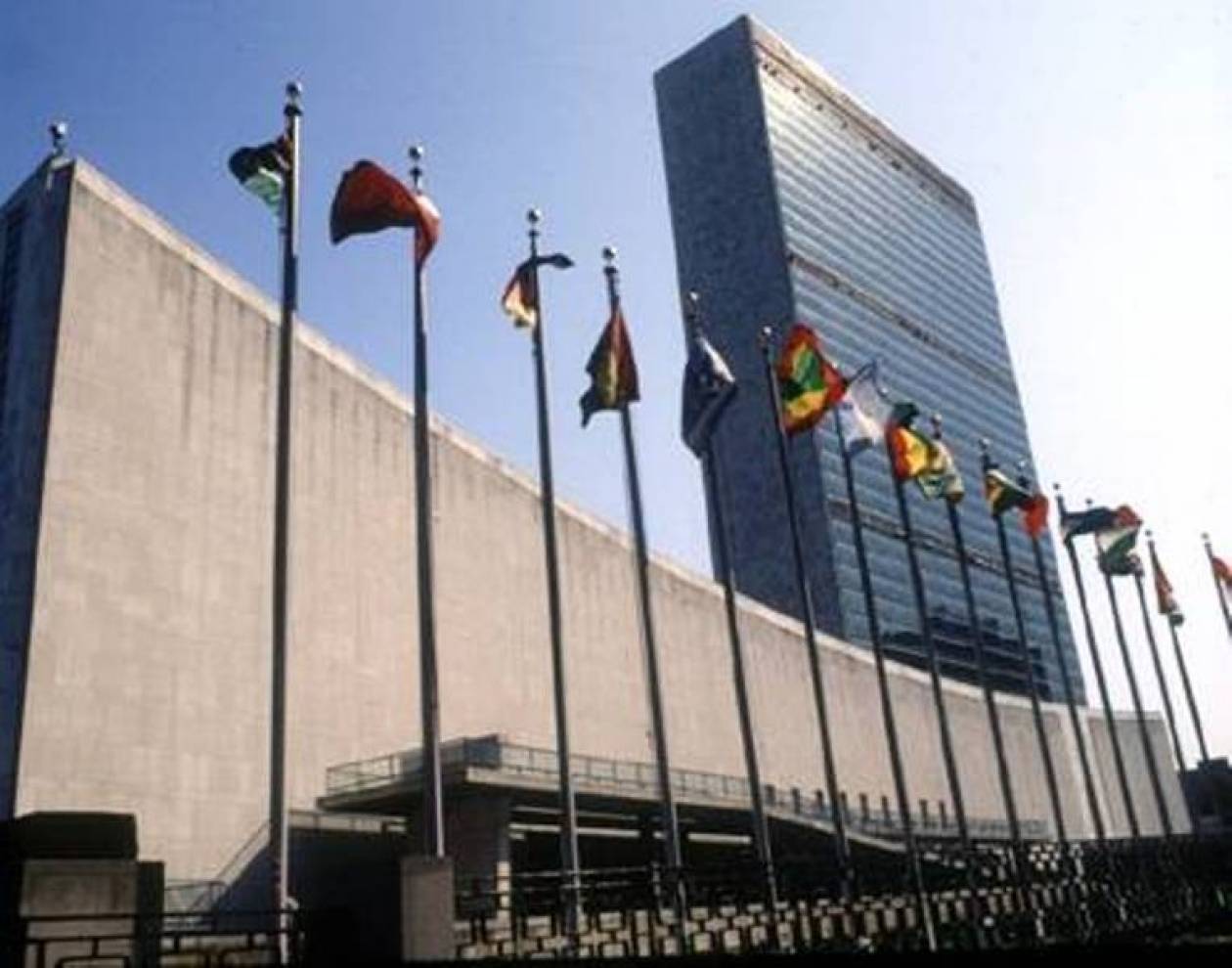 O ΟΗΕ στηρίζει το σχέδιο του Κ. Ανάν για τη Συρία