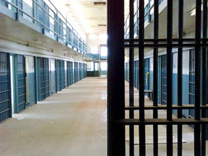 Διευκρινιστική γνωμοδότηση για τις αποφυλακίσεις κρατουμένων