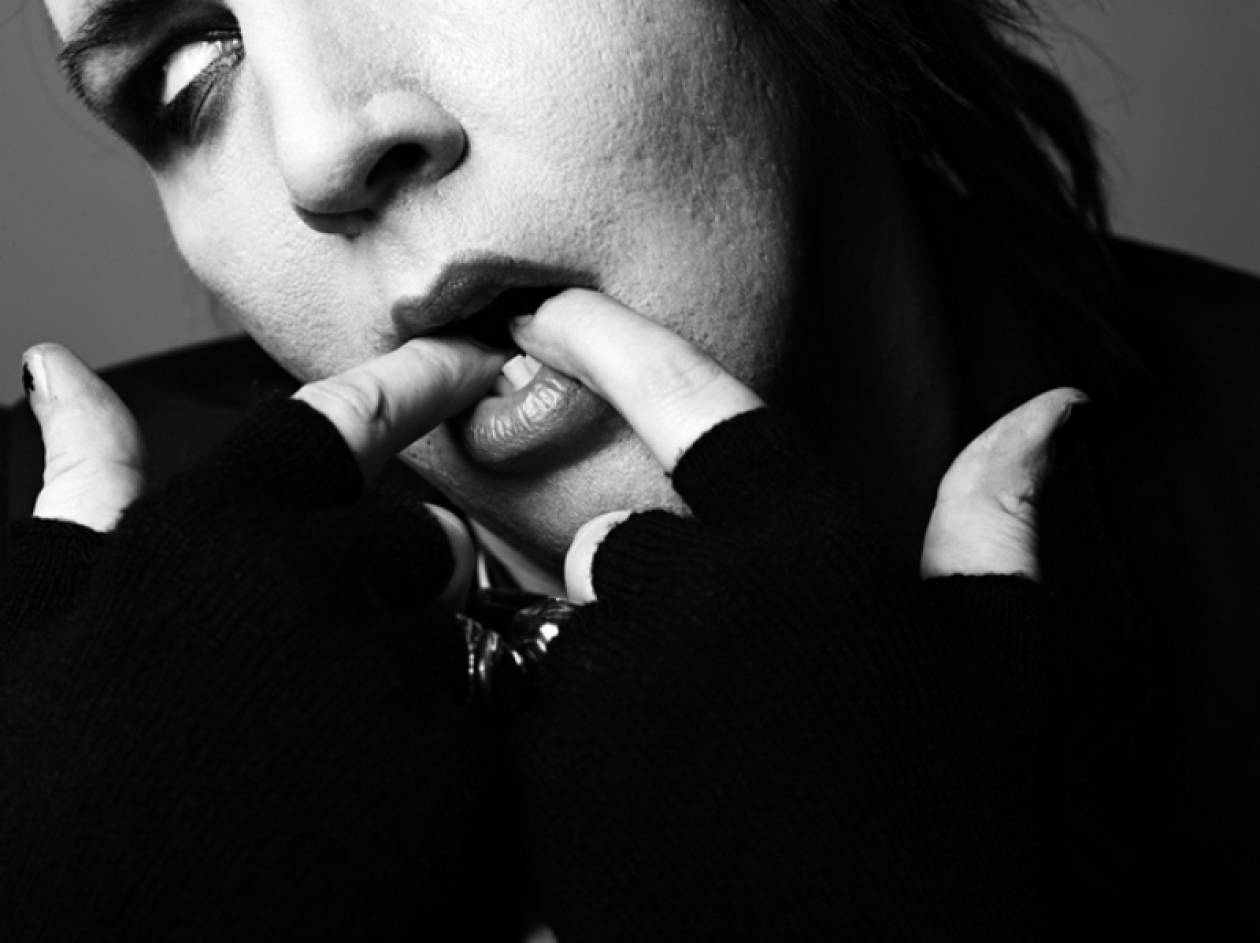 Ένας προσιτός Marilyn Manson μπροστά στον φακό του Hedi Slimane