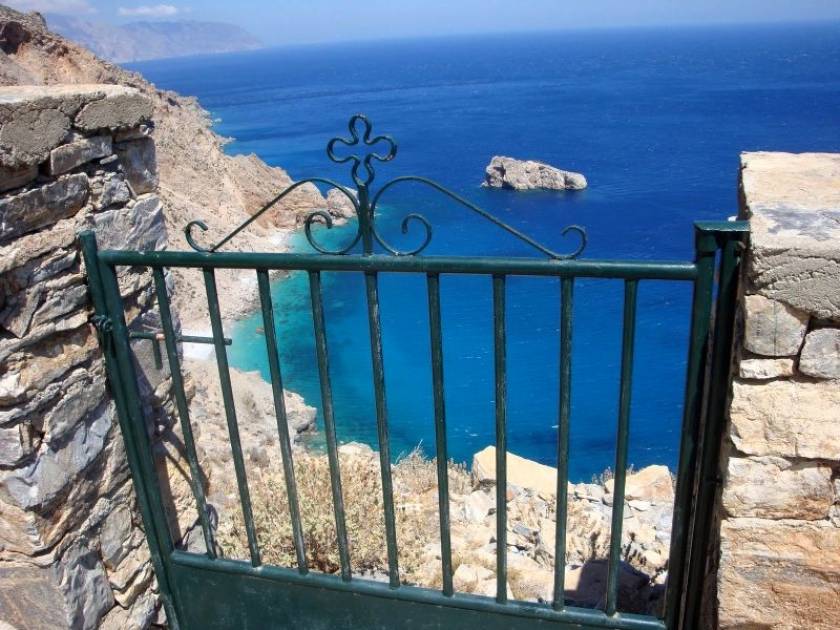 Die Welt: Οι Γερμανοί τουρίστες αποφεύγουν την Ελλάδα