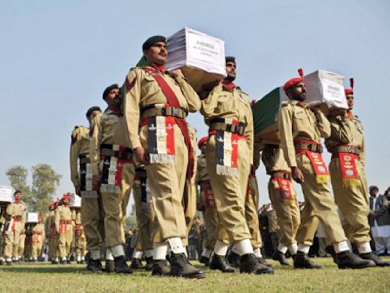 Νεκροί στρατιώτες στο Πακιστάν σε μάχη με ισλαμιστές μαχητές