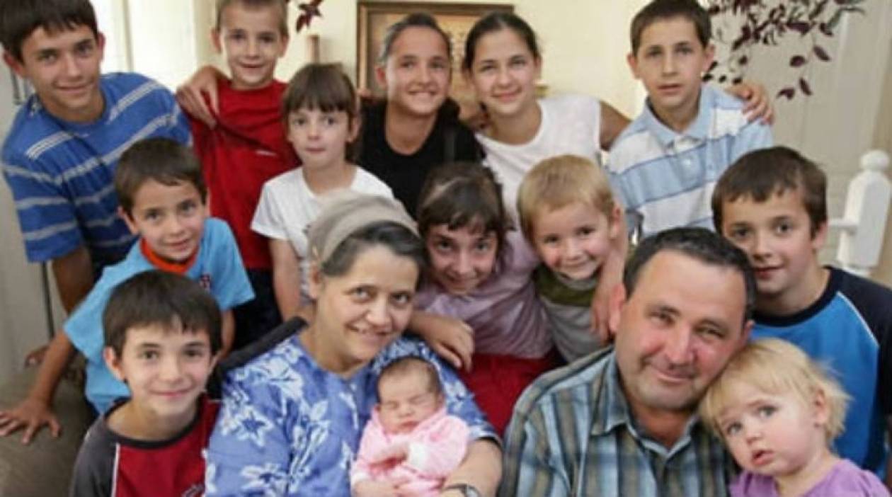 44χρονη «κουνέλα»:  Έχει 18 παιδιά!