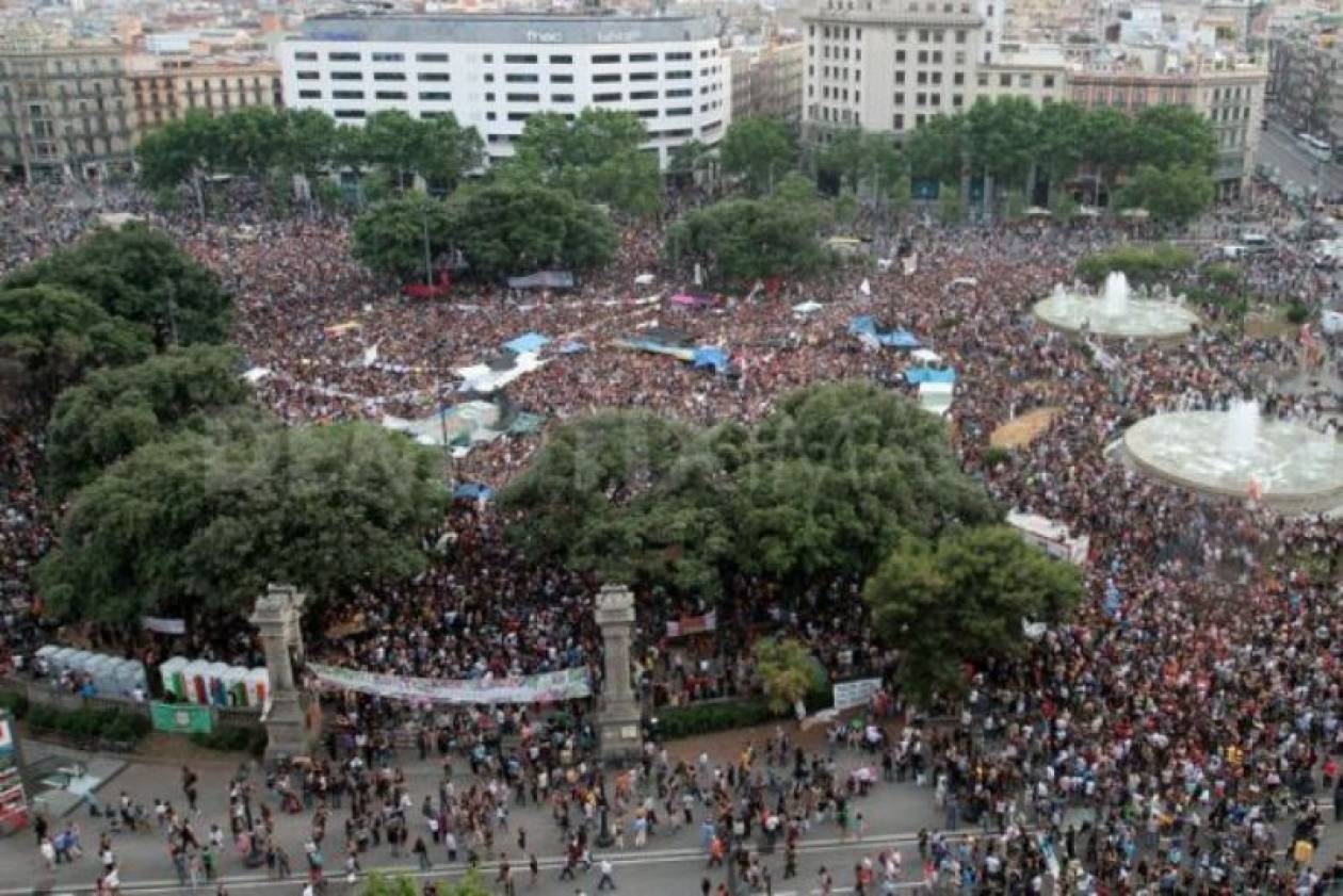 Χιλιάδες Αγανακτισμένοι Ισπανοί στο κέντρο της Μαδρίτης